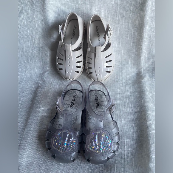 Mini Melissa Girl's Mini Aranha Jelly Flat Sandals White and Silver Glitter Sz 7 - Picture 1 of 14